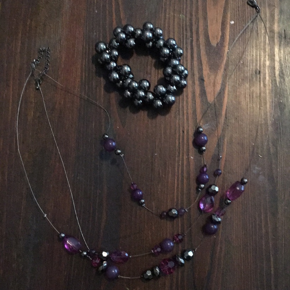 Purple beaded necklace and bracelet